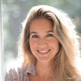 Liliane Olthoff